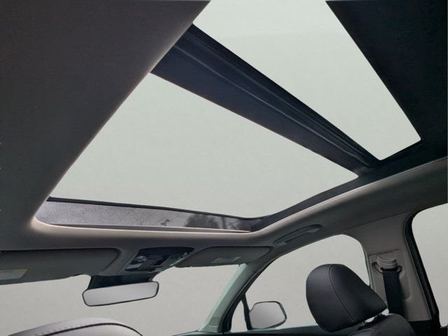 Certified Used 2023 White Kia SX image 31