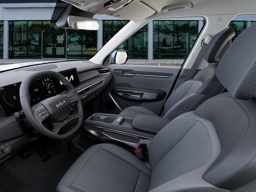 New 2026 White Kia Light image 17