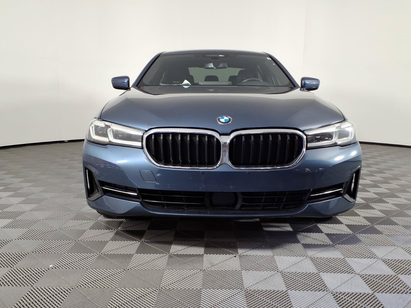 Used 2023 Arctic Race Blue Metallic BMW 530i xDrive image 2