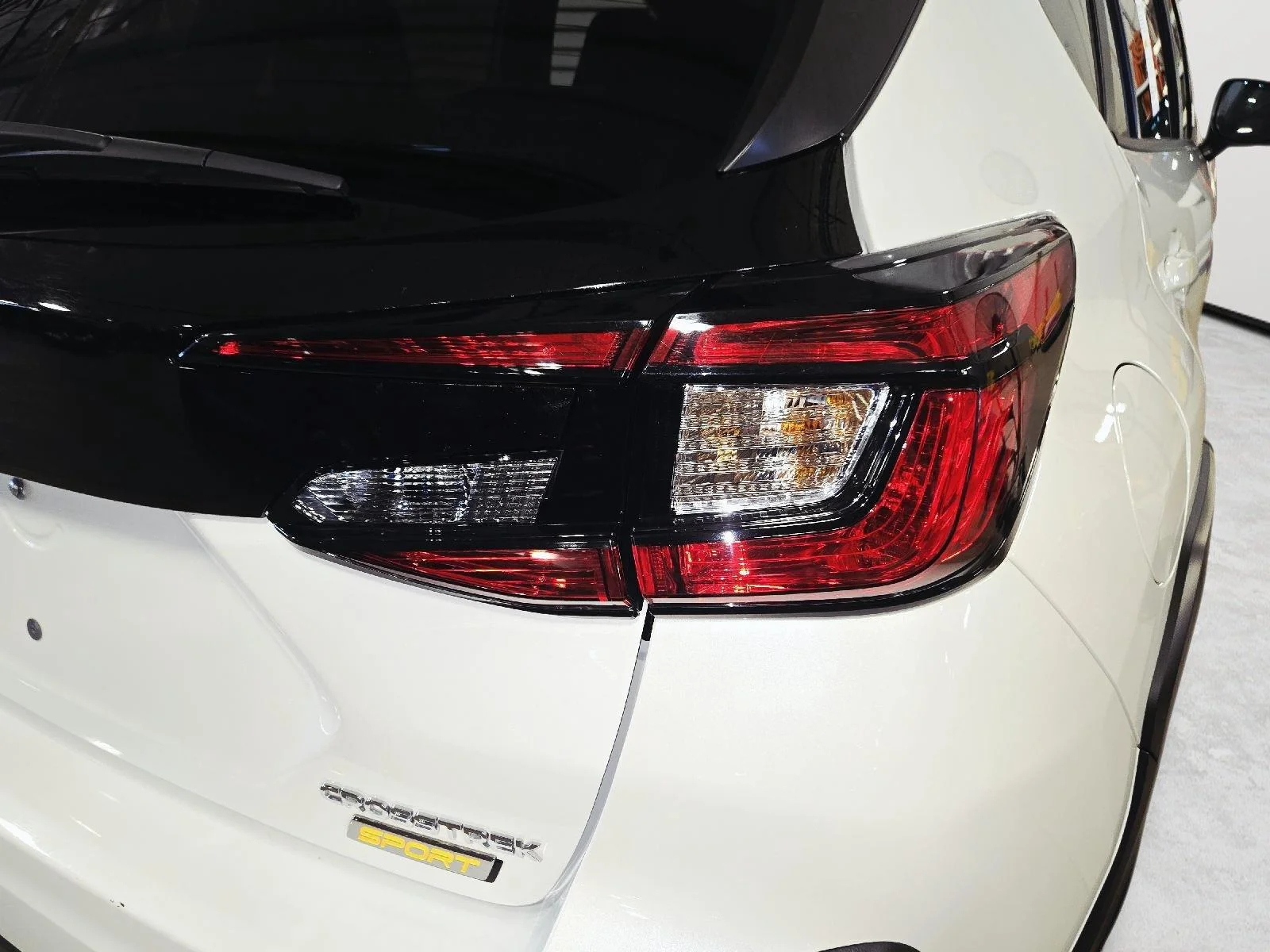 Used 2025 Crystal White Pearl Subaru Sport image 67