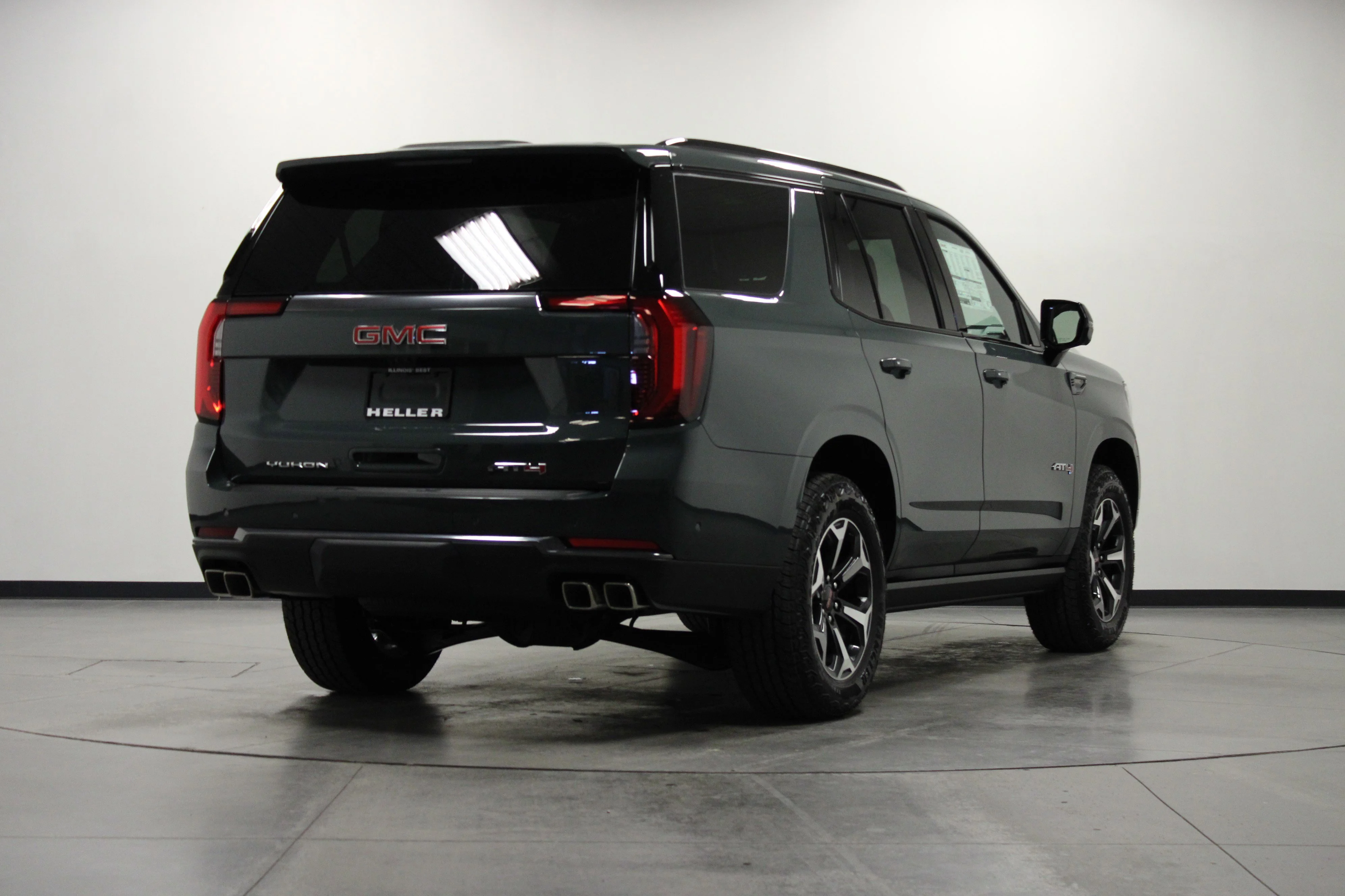 New 2026 Midnight Pine GMC AT4 image 4