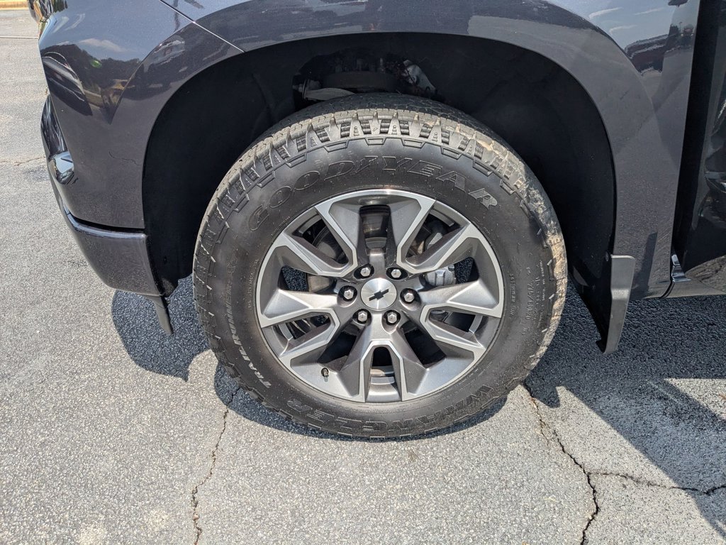 Used 2024 Dark Ash Metallic Chevrolet RST image 10