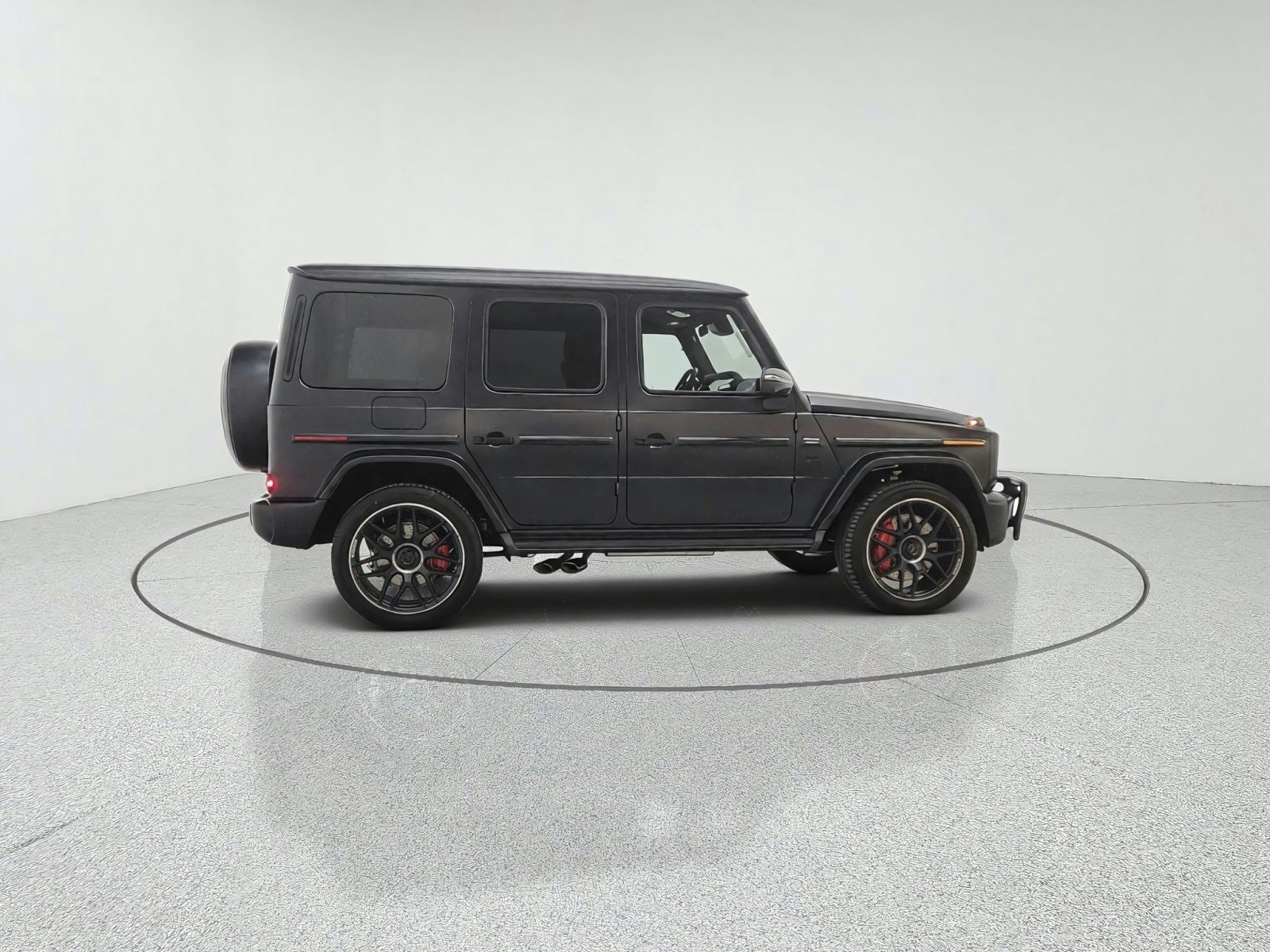 New 2027 MANUFAKTUR Night Black Magno Mercedes-Benz AMG® G 63 SUV image 4