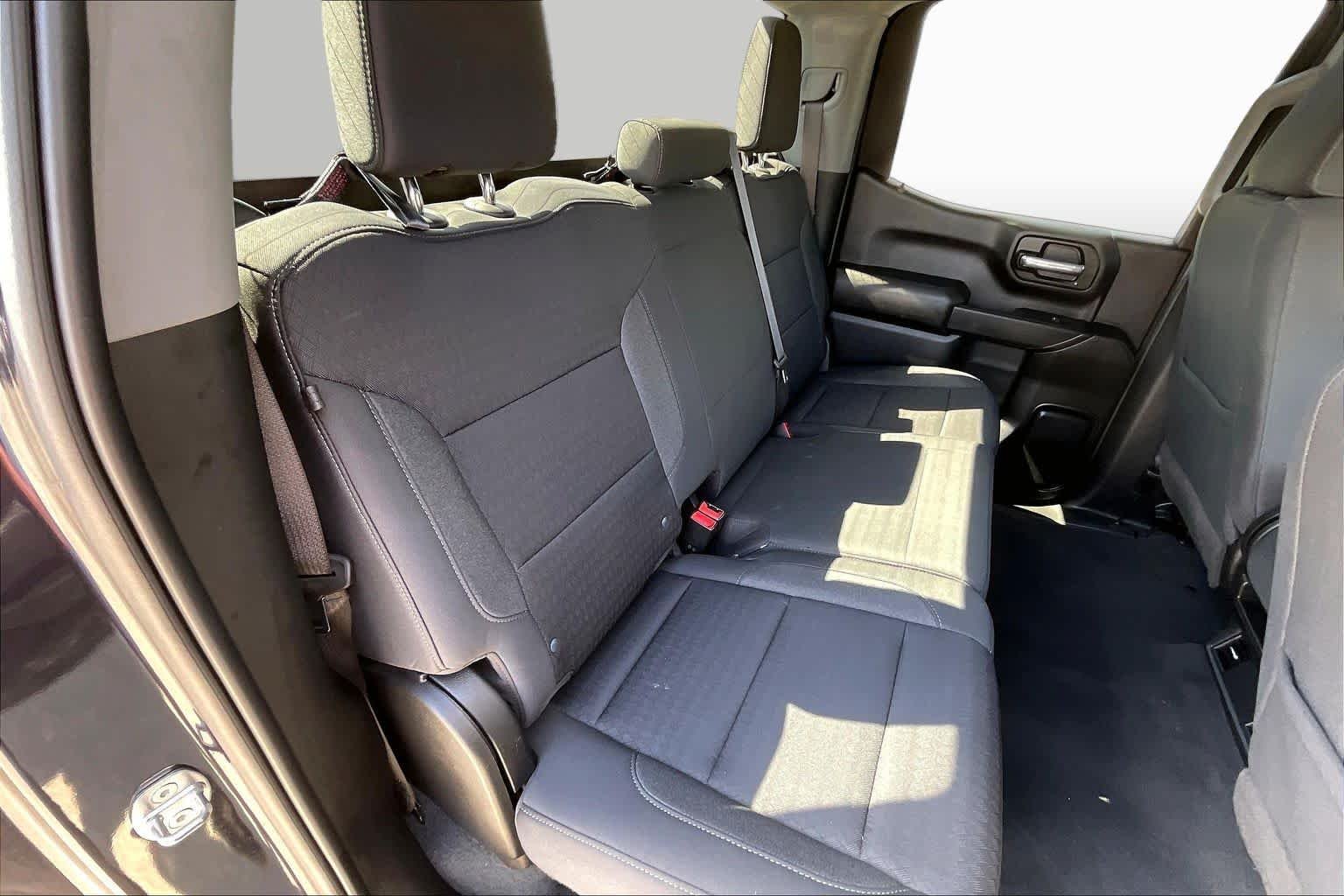Used 2022 Dark Ash Metallic Chevrolet Custom image 19