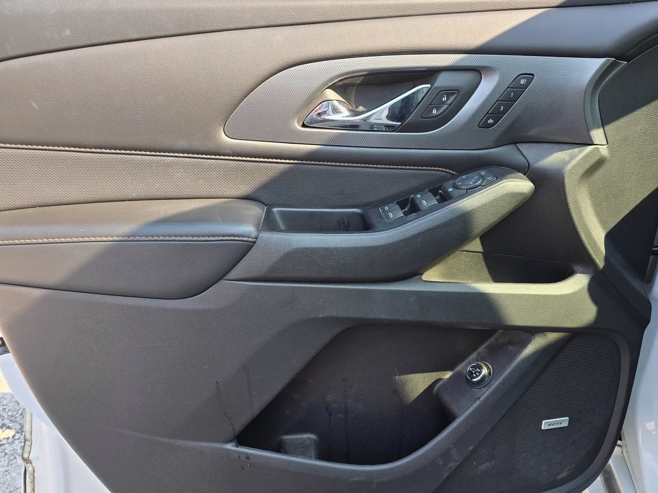 Used 2018 Summit White Chevrolet Premier image 7