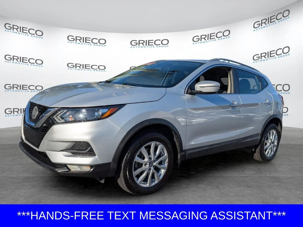 Used 2021 Silver Nissan SV image 3