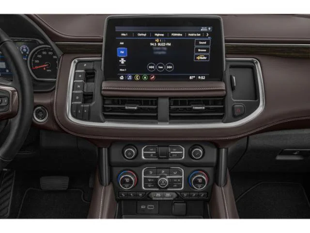 Used 2023 Iridescent Pearl Tricoat Chevrolet High Country image 13