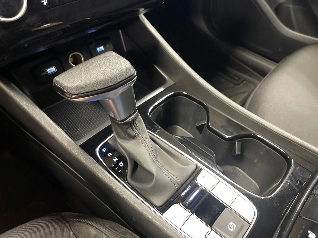 Used 2022 Blue Hyundai SEL image 26