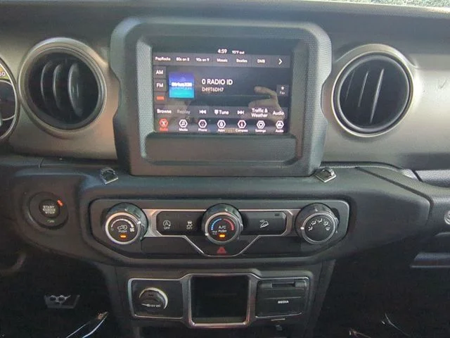 Used 2019 Black Jeep Sport image 22