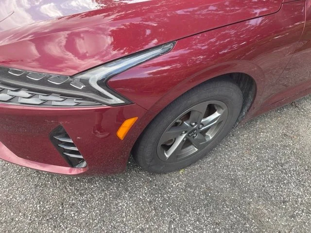 Used 2021 Red Kia LXS image 6