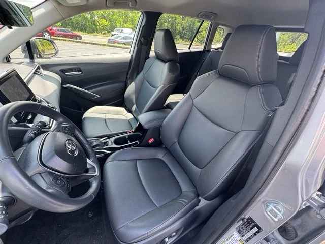 Used 2025 Silver Toyota XLE image 14