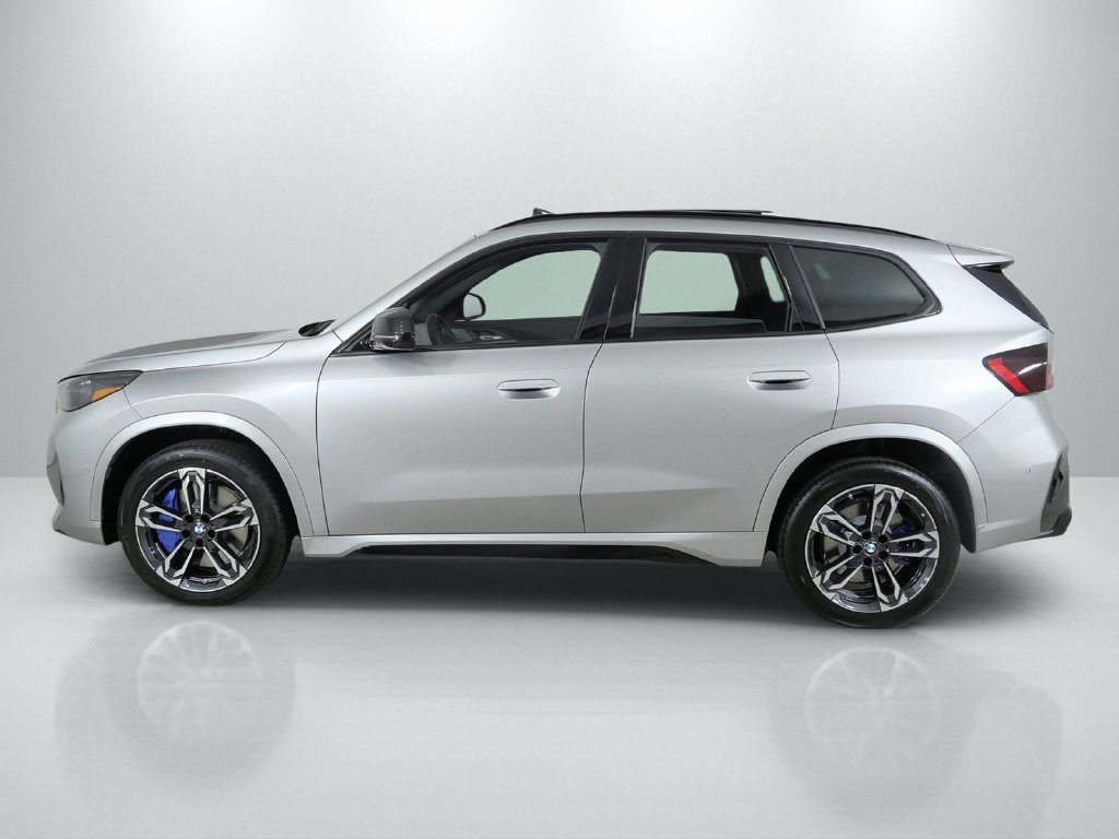 New 2027 Space Silver Metallic BMW M35i image 15