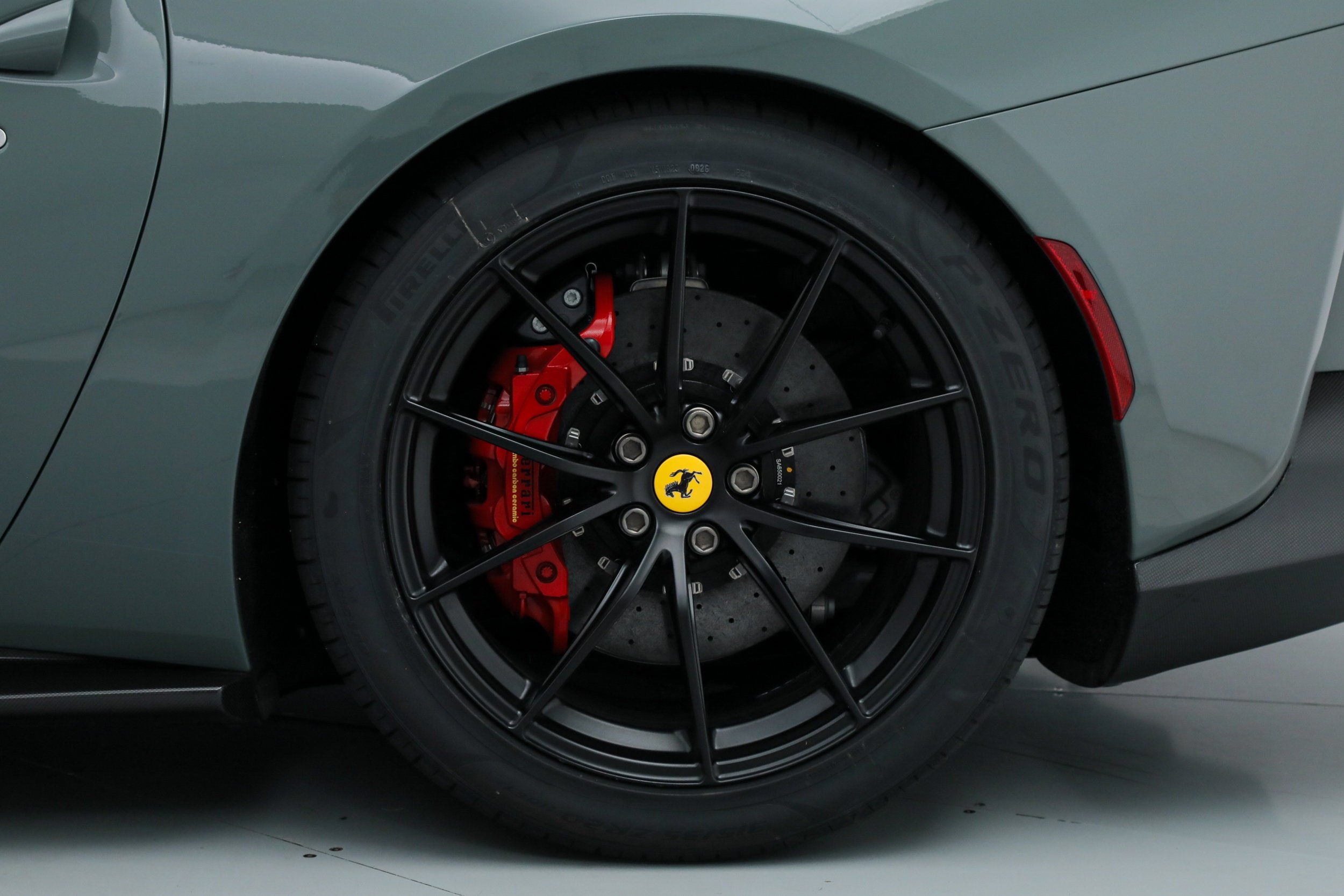 Certified Used 2022 Grigio Medio Ferrari  image 45