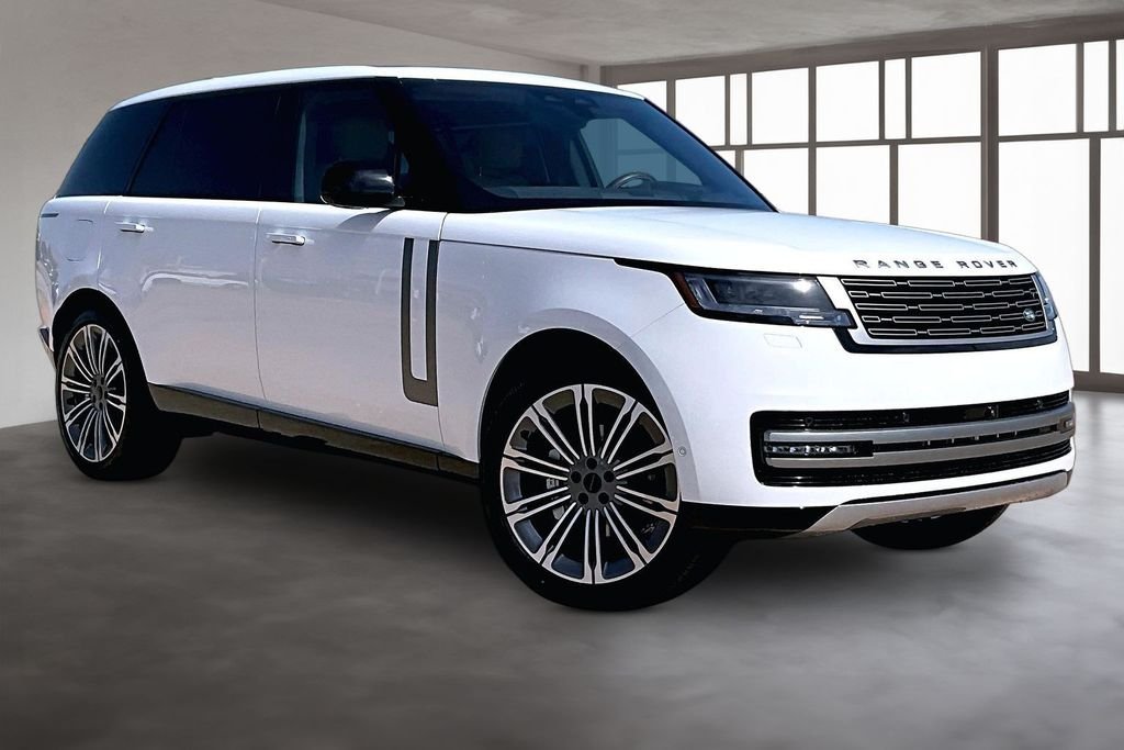 New 2026  Land Rover SE image 2