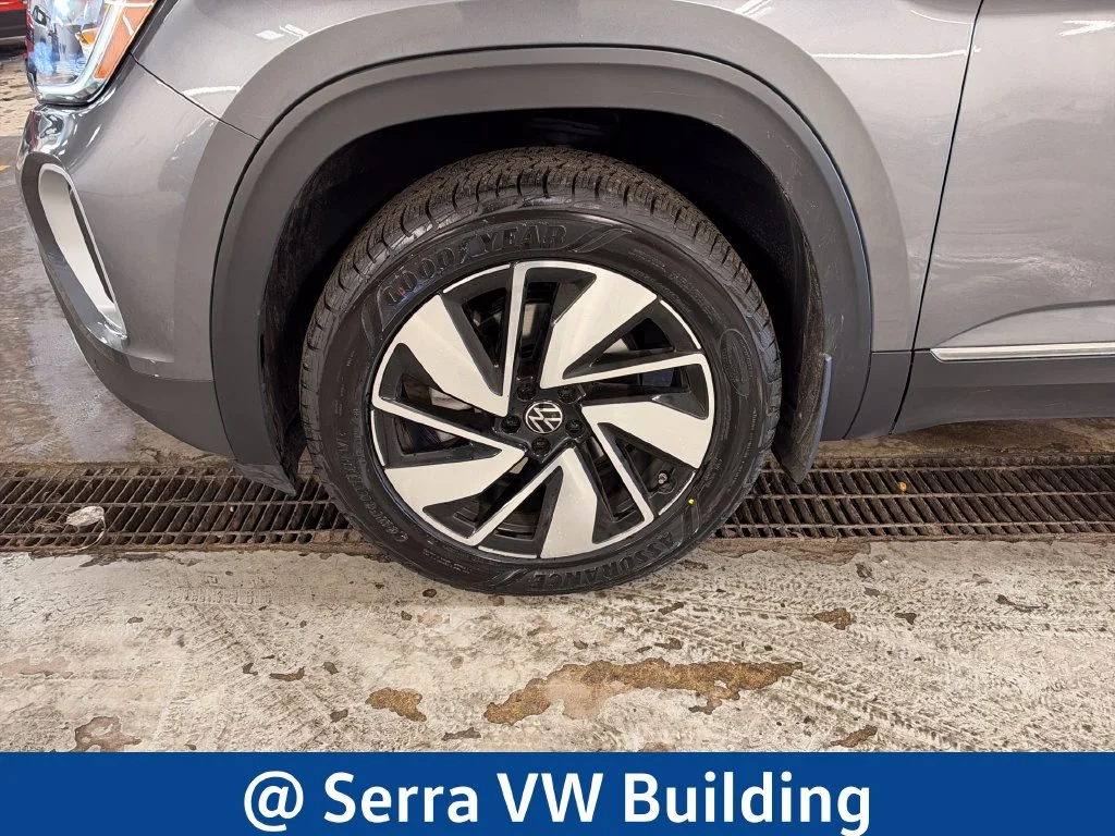 Used 2024 Gray Volkswagen 2.0T SEL image 11