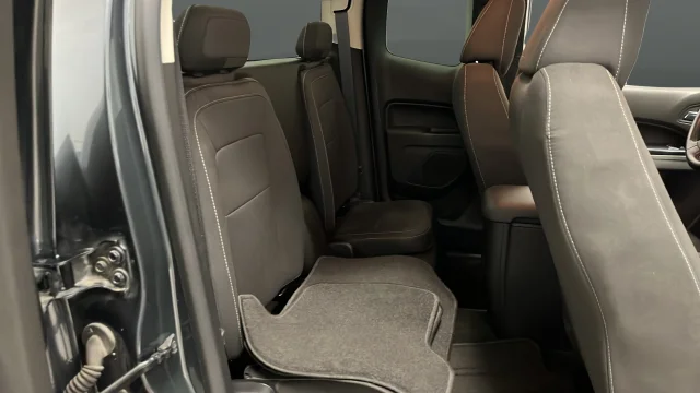 Used 2015 Cyber Gray Metallic Chevrolet LT image 24