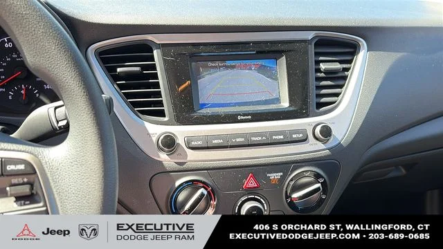 Used 2022 Blue Hyundai SE image 18
