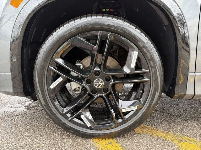 2026 Volkswagen Tiguan SE R-LINE BLACK - Photo 11