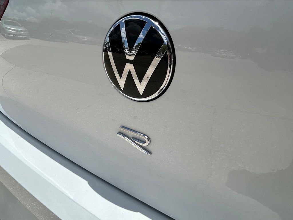 New 2026 White Volkswagen 2.0T image 41