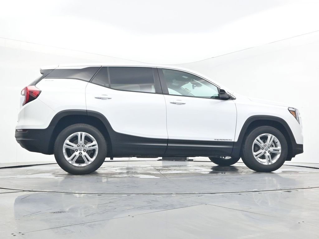 2024 GMC Terrain SLE - Photo 28