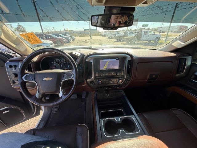 Used 2016 Summit White Chevrolet High Country image 17