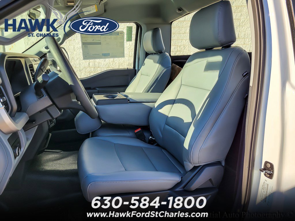 New 2026 Oxford White Ford F-350® XL image 11