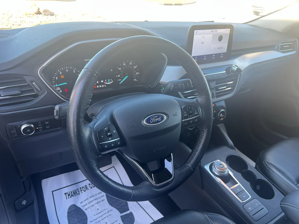 Used 2020 Velocity Blue Metallic Ford SEL image 13