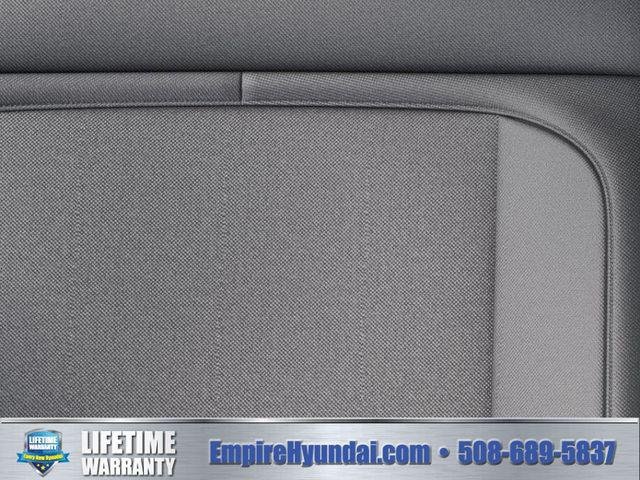2026 Hyundai Santa Fe SE - Photo 17