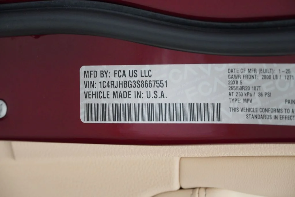 Used 2025 Red Jeep Limited image 55