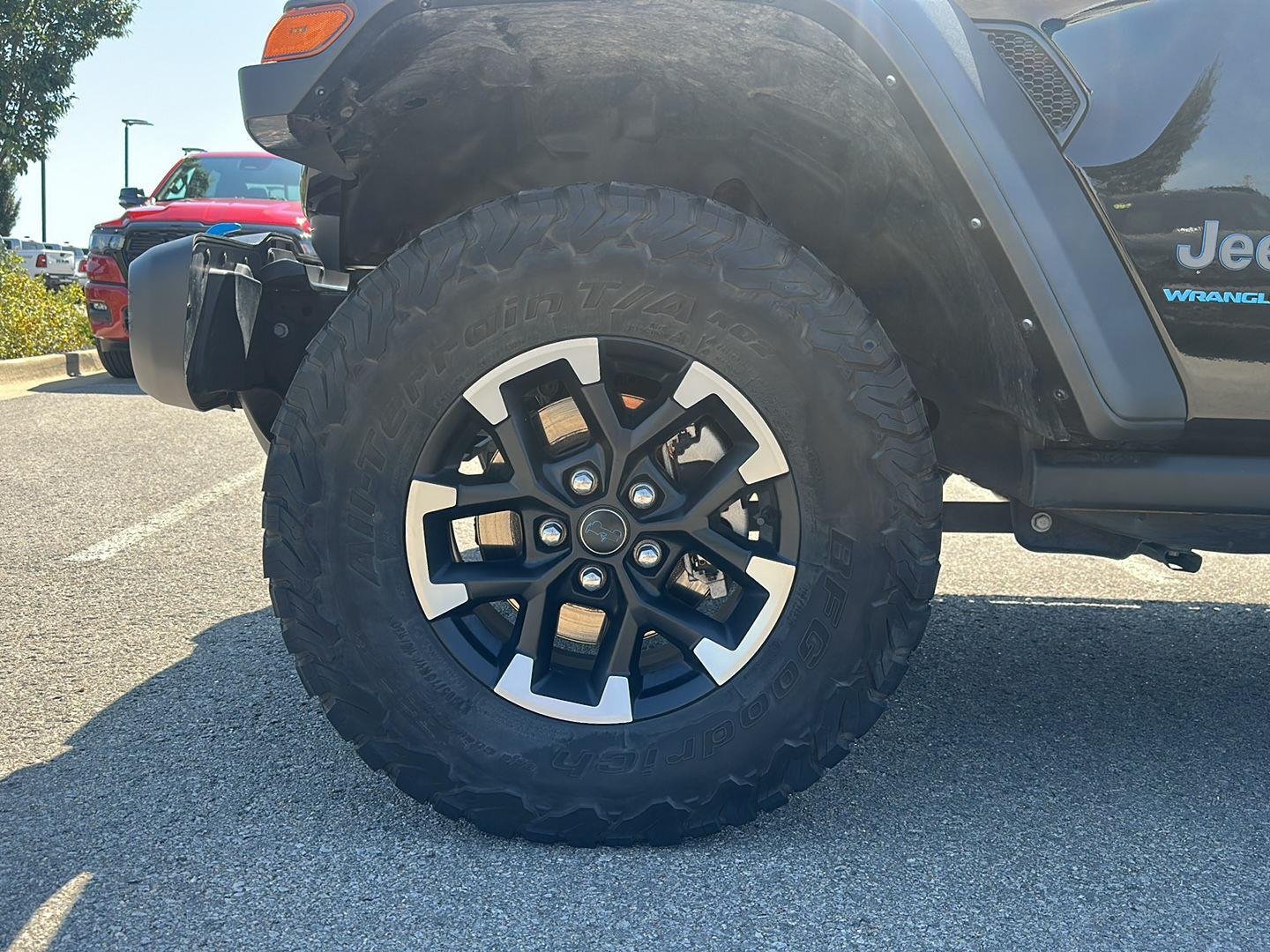 Used 2024 Black Clearcoat Jeep Rubicon image 10