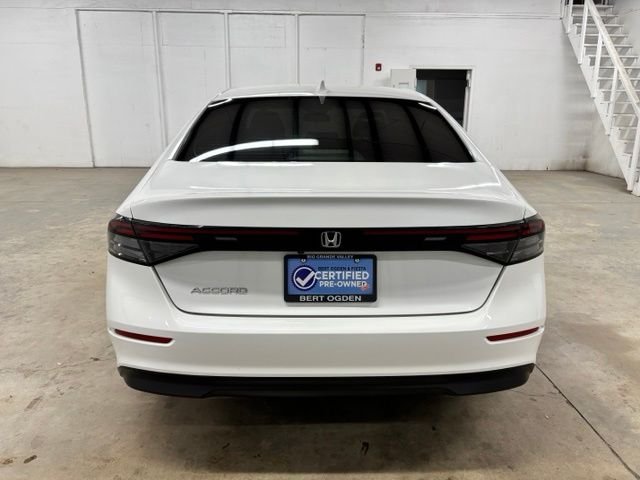 Used 2024  Honda LX image 6