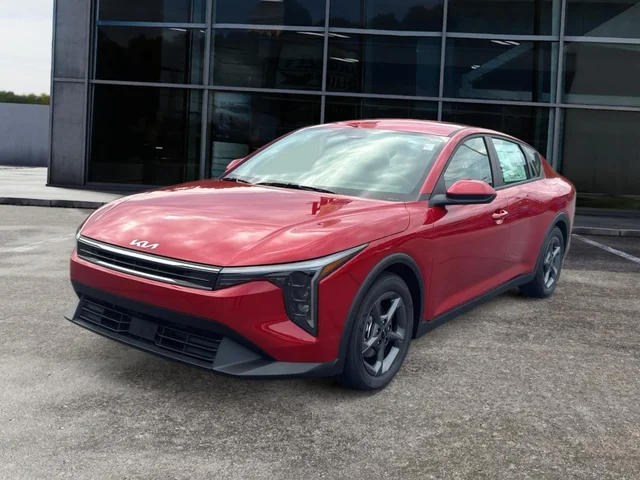2026 Kia K4 LXS