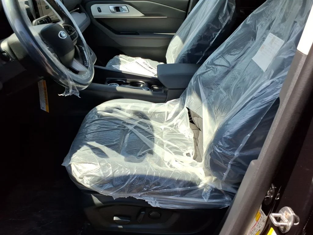 New 2026 Agate Black Metallic Ford Active image 13