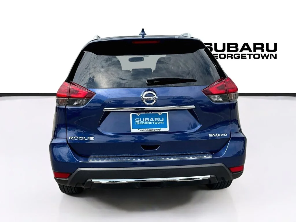 Used 2017 Blue Nissan SV image 6
