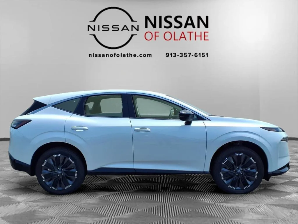 New 2026 Everest White Pearl TriCoat Nissan Platinum image 29