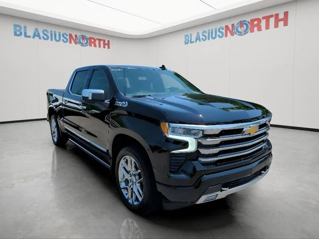 Used 2025 Black Chevrolet High Country image 3