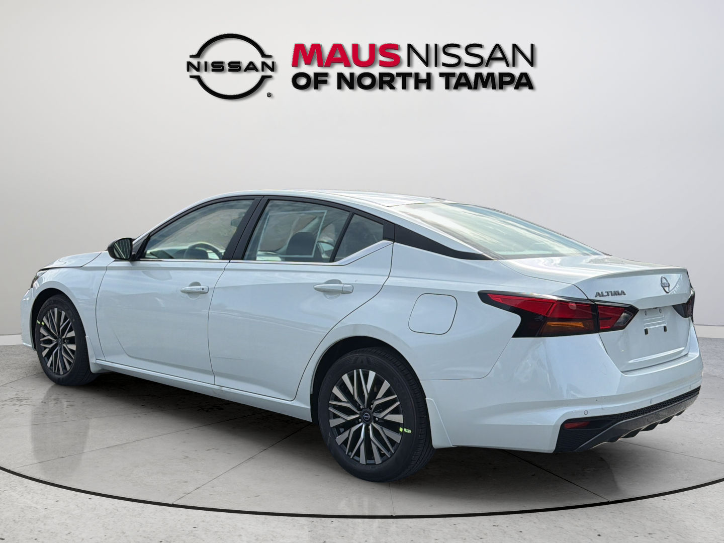 New 2026 White Nissan 2.5 SV image 7
