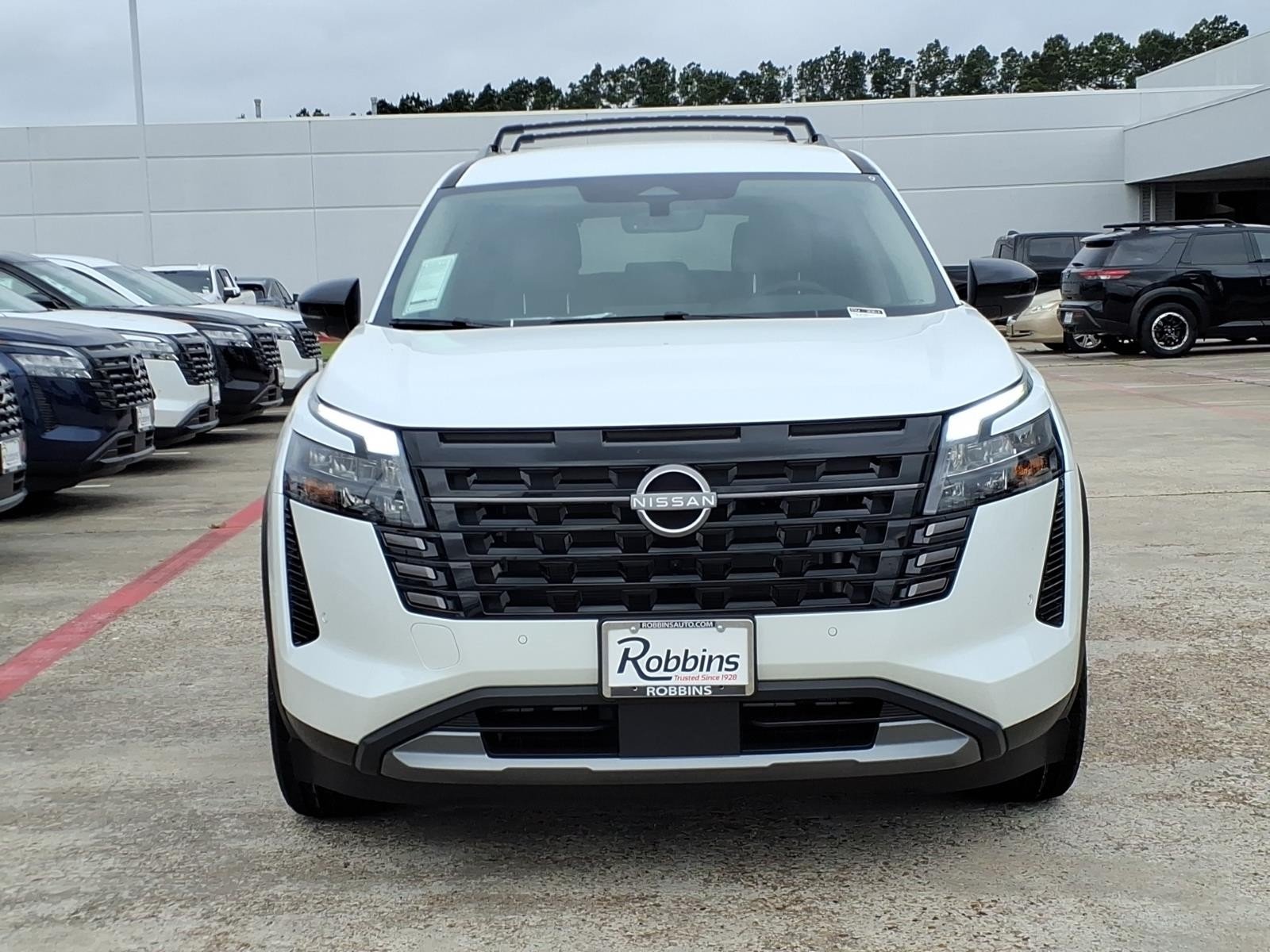 2026 Nissan Pathfinder SL White at Robbins Nissan