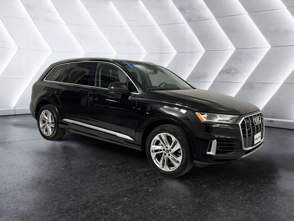 2022 Audi Q7 Premium Plus