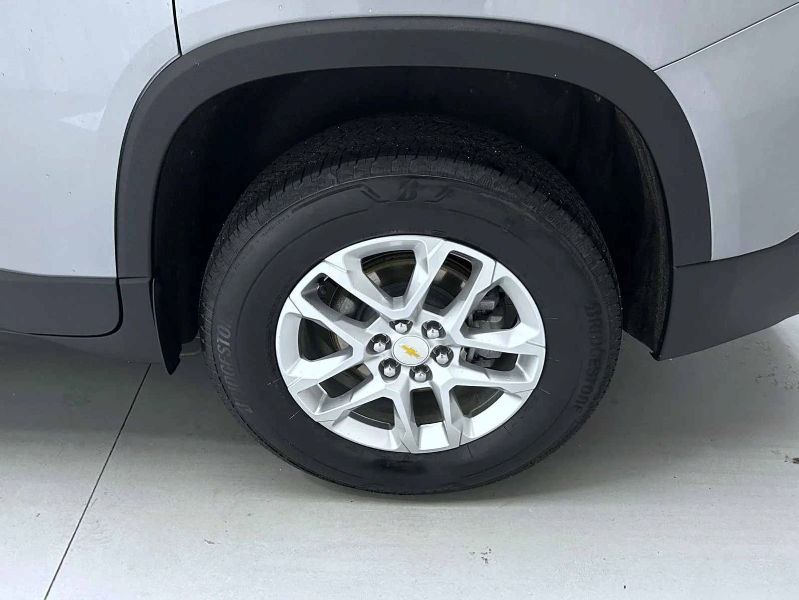 Used 2023 Gray Chevrolet LS image 23