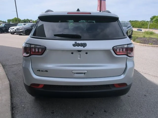 New 2026 Silver Jeep Latitude image 26