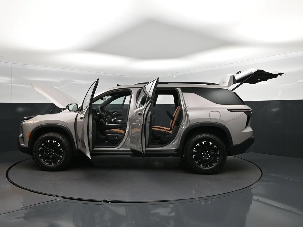 2027 Chevrolet Traverse Z71 - Photo 46
