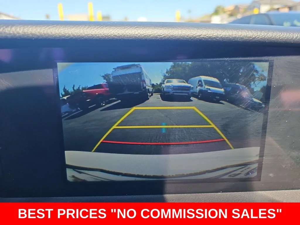 Used 2020 White Lexus 300 image 21