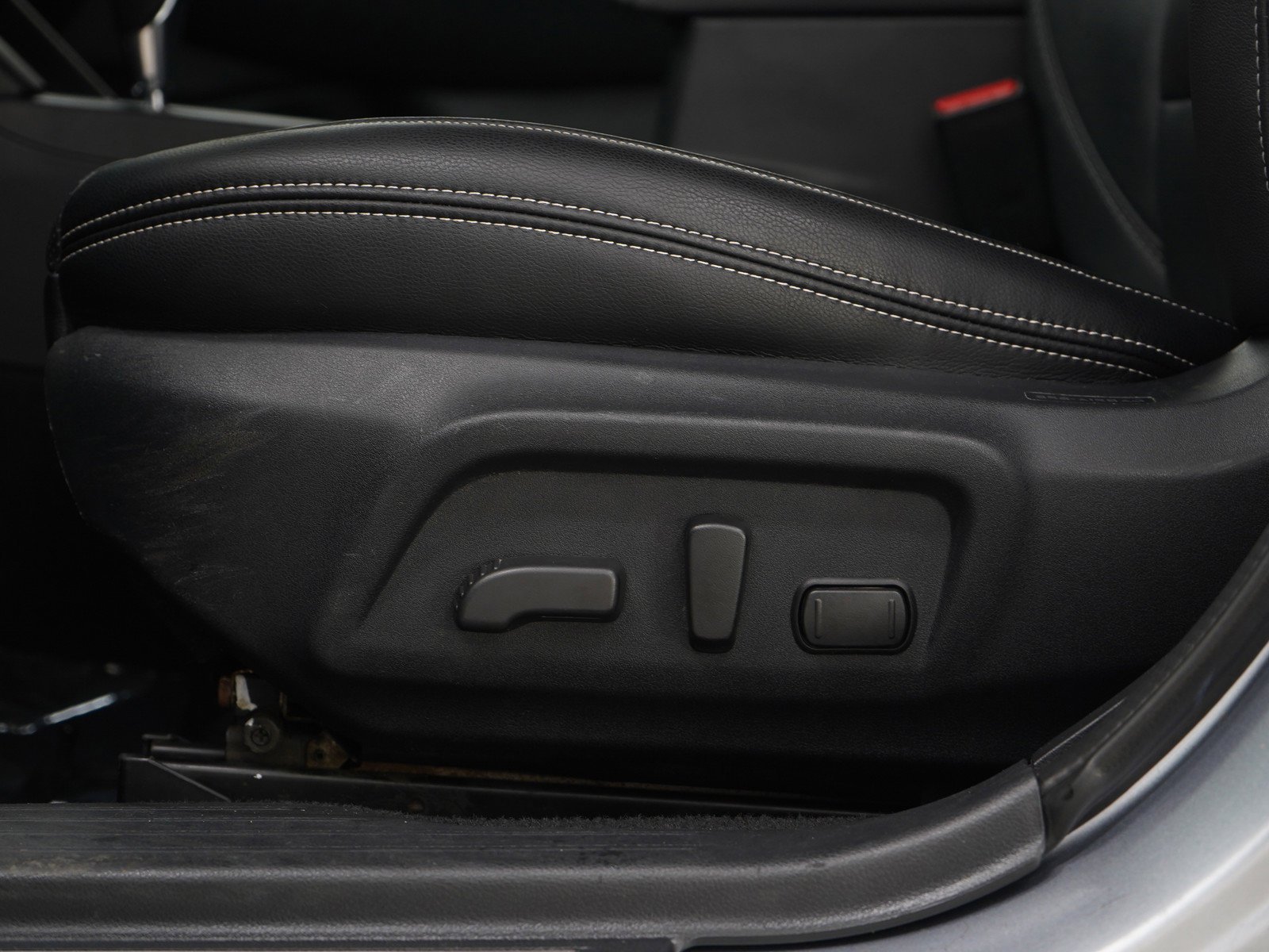 Used 2019 Ice Silver Metallic Subaru 2.5i image 23