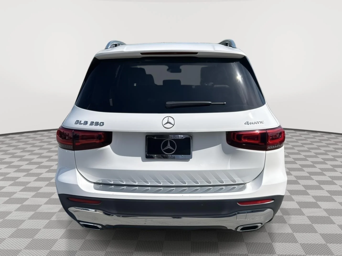 Used 2022 Polar White Mercedes-Benz GLB 250 image 4