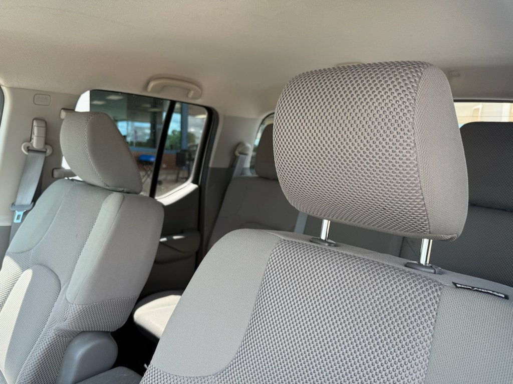 Used 2013 Brilliant Silver Nissan SV image 11