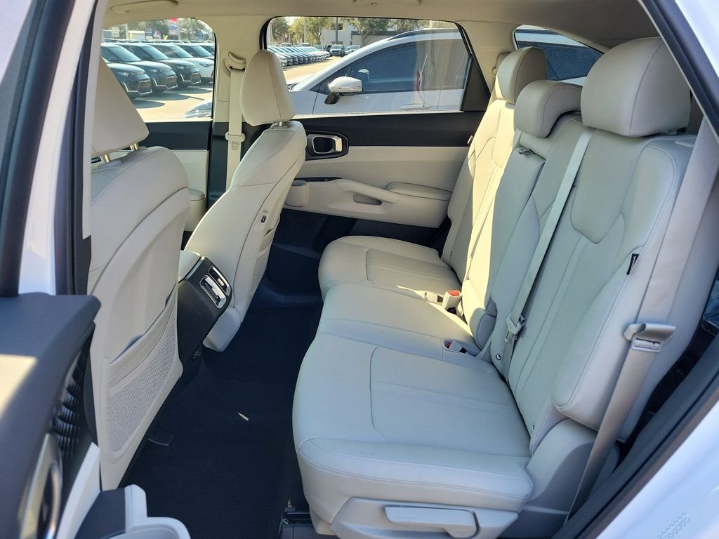 New 2026 White Kia S image 15