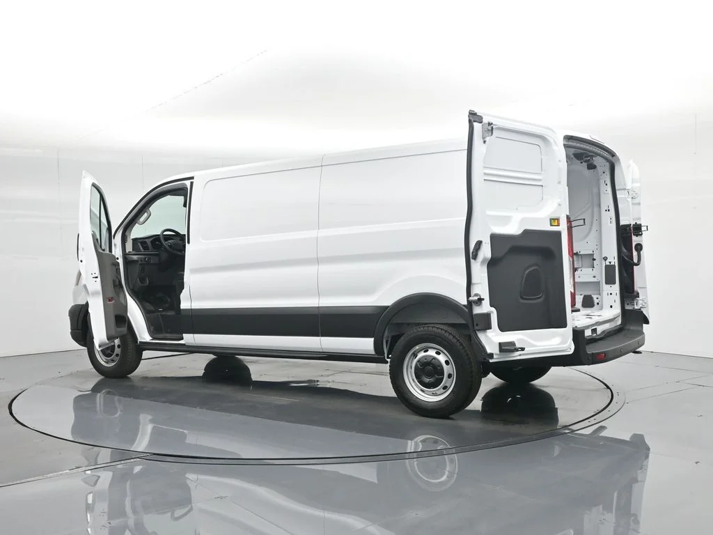 New 2026 White Ford Base image 35