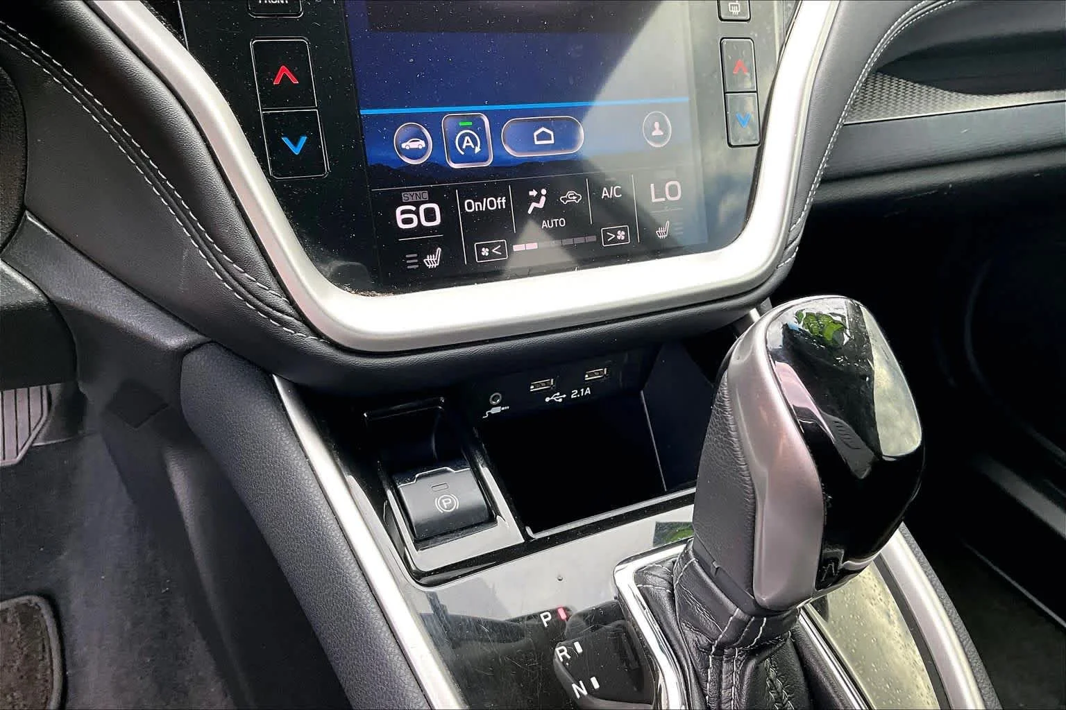 Used 2020 Crystal White Pearl Subaru Premium image 17