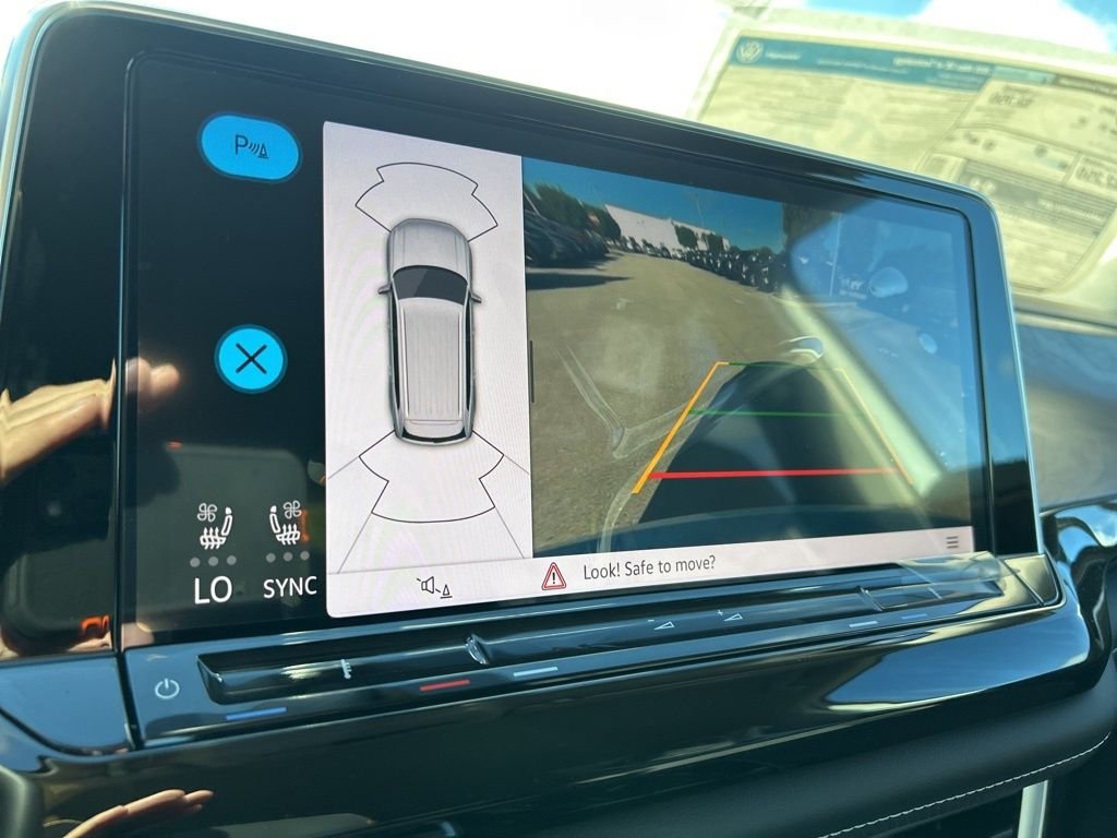 2026 Volkswagen Atlas SE w/Tech - Photo 30